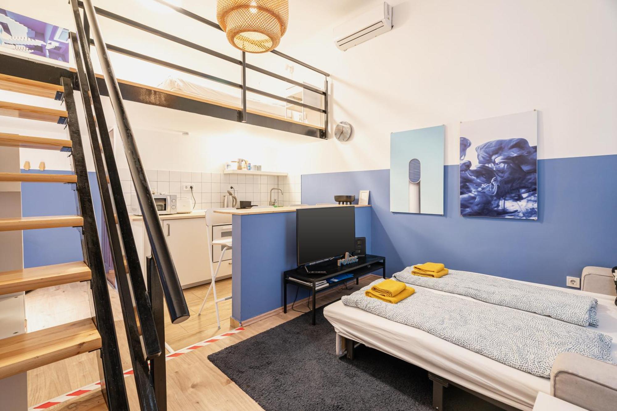Cosy Studio In Central Party District W41 Blue Будапеща Екстериор снимка